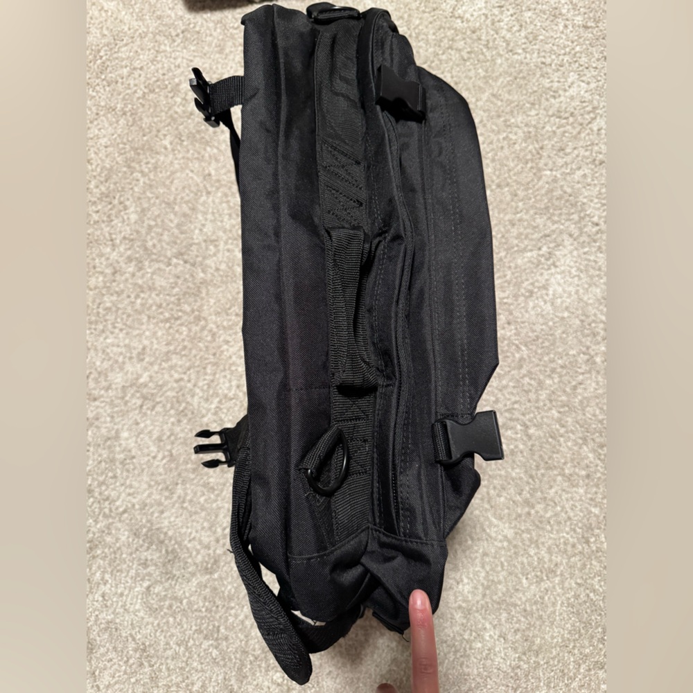 Versatile Black Backpack‎ for Men - Picture 4 of 11